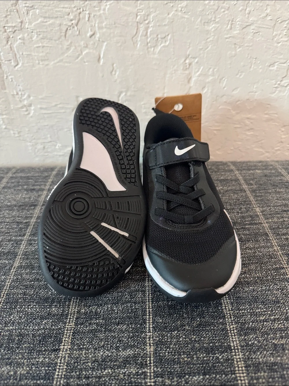 Nike Kids Black & White Hook-and-Loop Athletic Sneakers Size 11c